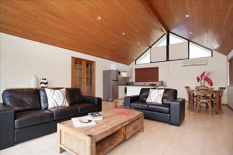 Raffles Swan River Applecross Heathcote Park - ACT Tourism 0