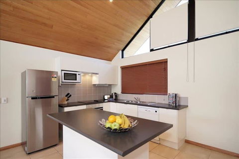 Raffles Swan River Applecross Heathcote Park - ACT Tourism 2