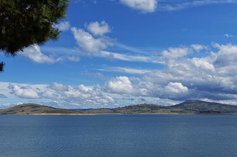 Rainbow Pines Tourist Caravan Park - ACT Tourism 0