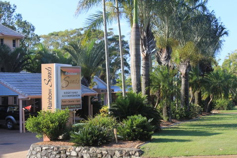 Rainbow Sands Resort - ACT Tourism 0