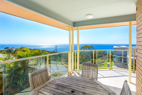 Rainbow Views - Rainbow Beach, Stunning Ocean Views And A Swimming Pool - ACT Tourism 0