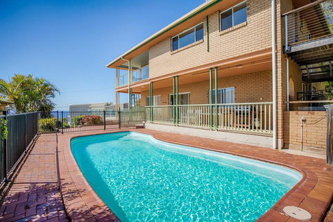 Rainbow Views - Rainbow Beach, Stunning Ocean Views And A Swimming Pool - ACT Tourism 2