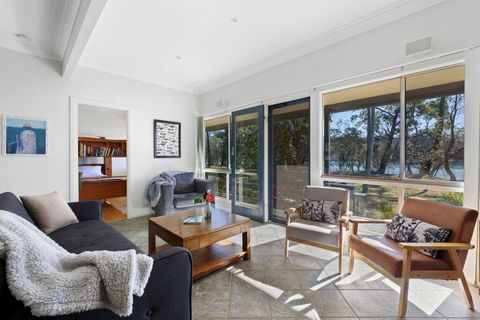 Rakali Cottage Lake Conjola - ACT Tourism 0