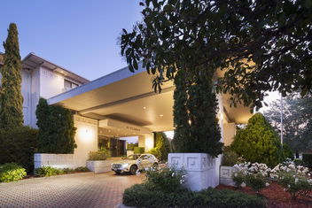 Ramada Diplomat Canberra with ACT Tourism