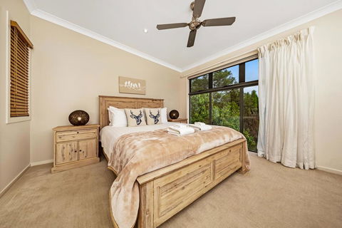 Ravensbourne Escape - Silverwood Lodge - ACT Tourism 3