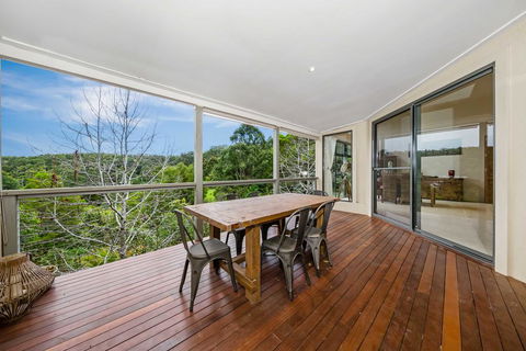 Ravensbourne Escape - Silverwood Lodge - ACT Tourism 0