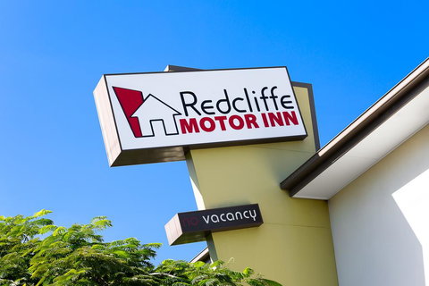 Redcliffe Motor Inn - ACT Tourism 0