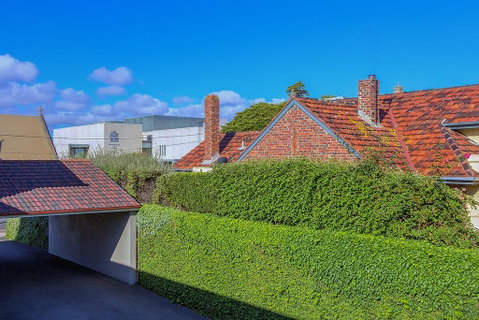 Redwood Manor Motel Apartments - ACT Tourism 3
