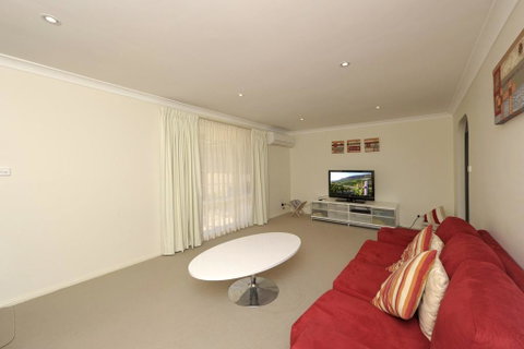 Reef Close, 1/2 - ACT Tourism 3