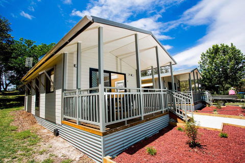 Reflections Holiday Parks Eden - ACT Tourism 0