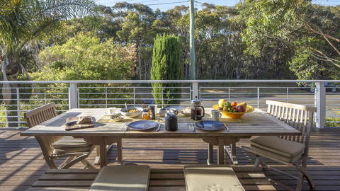 Rennies Retreat-Bushland & Ocean Views - ACT Tourism 2