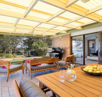 Rita Mae's on the river - relax and recharge - ACT Tourism