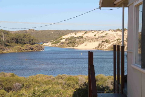 River Panorama Beach House - ACT Tourism 3