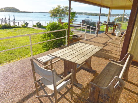 Riverside Delight @ Greenwell Point - ACT Tourism 3
