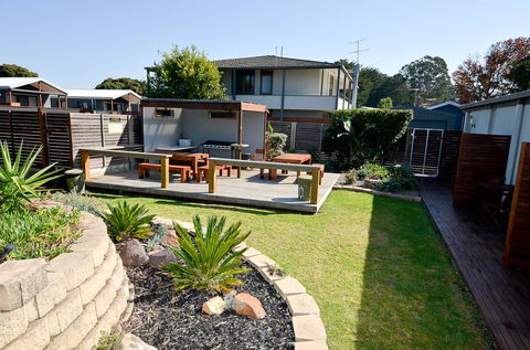 Riverside Ocean Grove - ACT Tourism 1