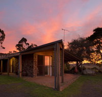 Rockbank Retreat - ACT Tourism