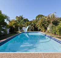 Ron's Beach House - ACT Tourism