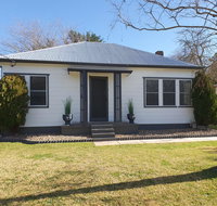 Ronelle Cottage - ACT Tourism