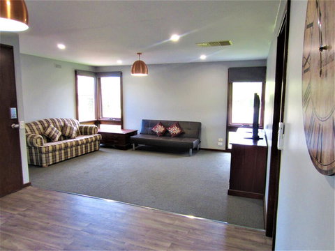 Roo Cottage Albury - ACT Tourism 2