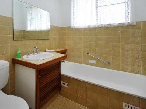 Rose Cottage - Sawtell, NSW - ACT Tourism 1