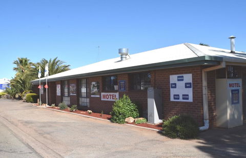 Roundhouse Motel - ACT Tourism 0