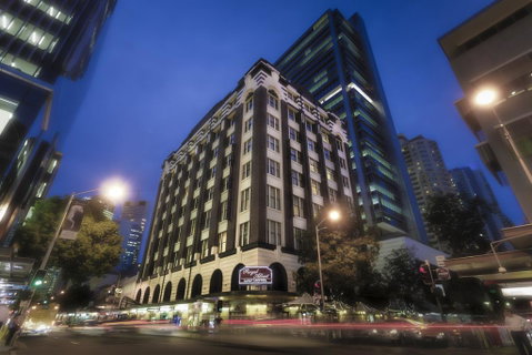 Royal Albert Hotel - ACT Tourism 0