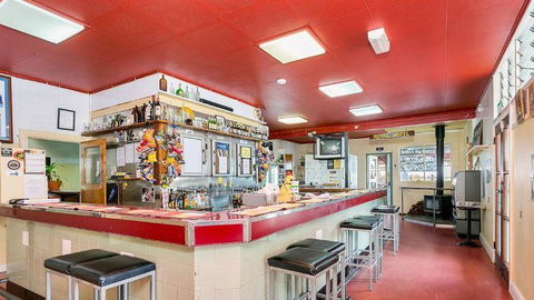 Royal Hotel Herberton - ACT Tourism 3