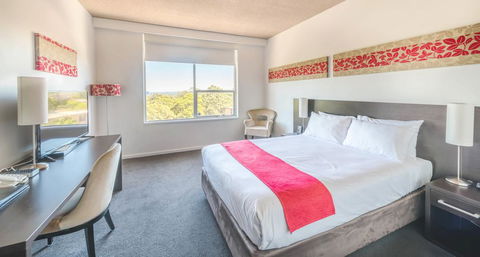 Royal Pacific Hotel - ACT Tourism 2