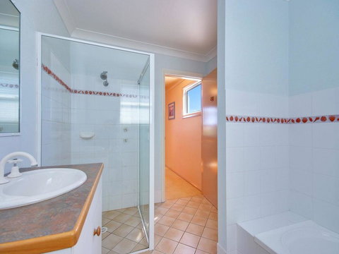 Salt Water @ Fingal Bay - ACT Tourism 2