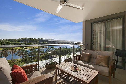 Saltwater Suites - 1,2 & 3 Bed Waterfront Apartments - ACT Tourism 2