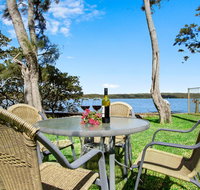 Sanctuary on the Bay - fish or kayak from the yard - ACT Tourism
