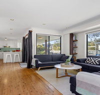 Sand Dunes - house and cabin accommodation - ACT Tourism