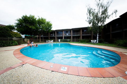 Sandown Regency Hotel & Apartments - ACT Tourism 1