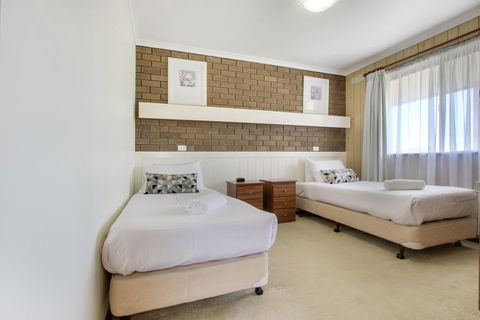 Sandpiper Lakes Entrance - ACT Tourism 3