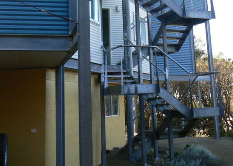 Sandy Point Beach Escape 2 Bedroom Apartment - ACT Tourism 1
