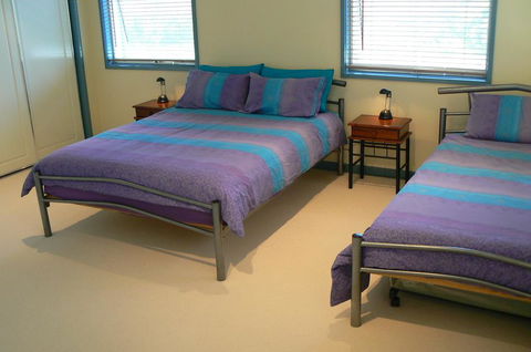 Sandy Point Beach Escape 2 Bedroom Apartment - ACT Tourism 3