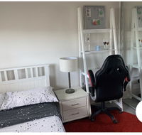 Sassy and modern apartment - ACT Tourism