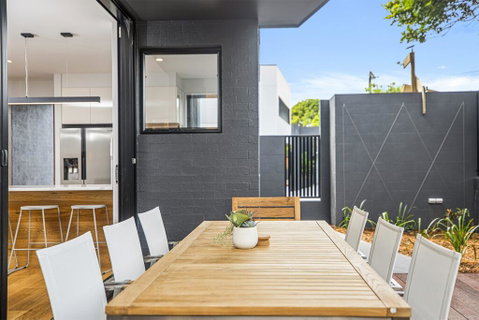 Sawtell Suites - Suite 1 - ACT Tourism 1
