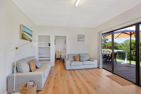 Scenic Shack - 4 Scenic Way - ACT Tourism 3