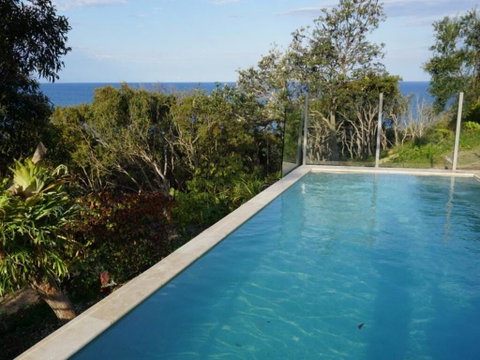 Scribbly Gums - Rainbow Beach, Ocean-front Spacious Home With Pool - ACT Tourism 3