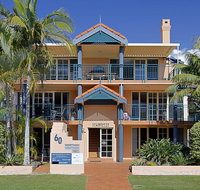 Sea Breeze on Main Beach - ACT Tourism