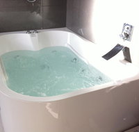 Sea Salt Bnb - ACT Tourism
