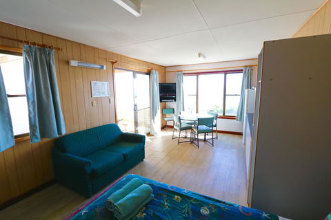 Sea Vu Caravan Park - ACT Tourism 3