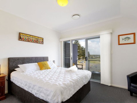 Seachange Apartment 3 - ACT Tourism 1