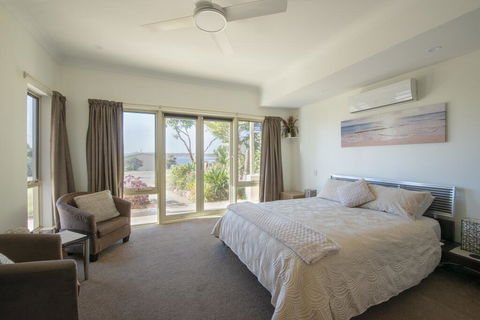 Searenity Holiday Accommodation - ACT Tourism 3