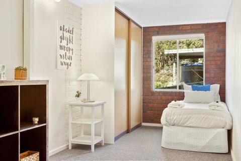 SEASIDE SERENITY 2 - L'Abode Accommodation - ACT Tourism 2