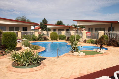 Seaspray Beach Holiday Park - ACT Tourism 0