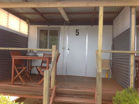 Seaspray Beach Holiday Park - ACT Tourism 1