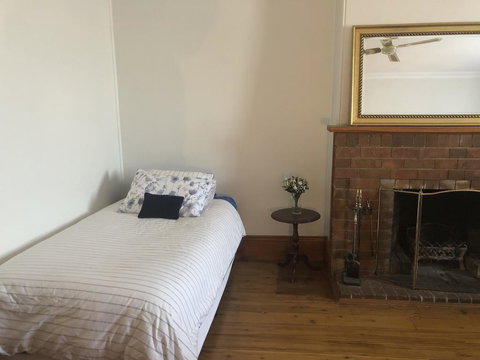 Segenhoe Inn Bed And Breakfast - ACT Tourism 1