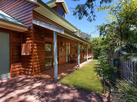 Semaphore Beach House - ACT Tourism 0